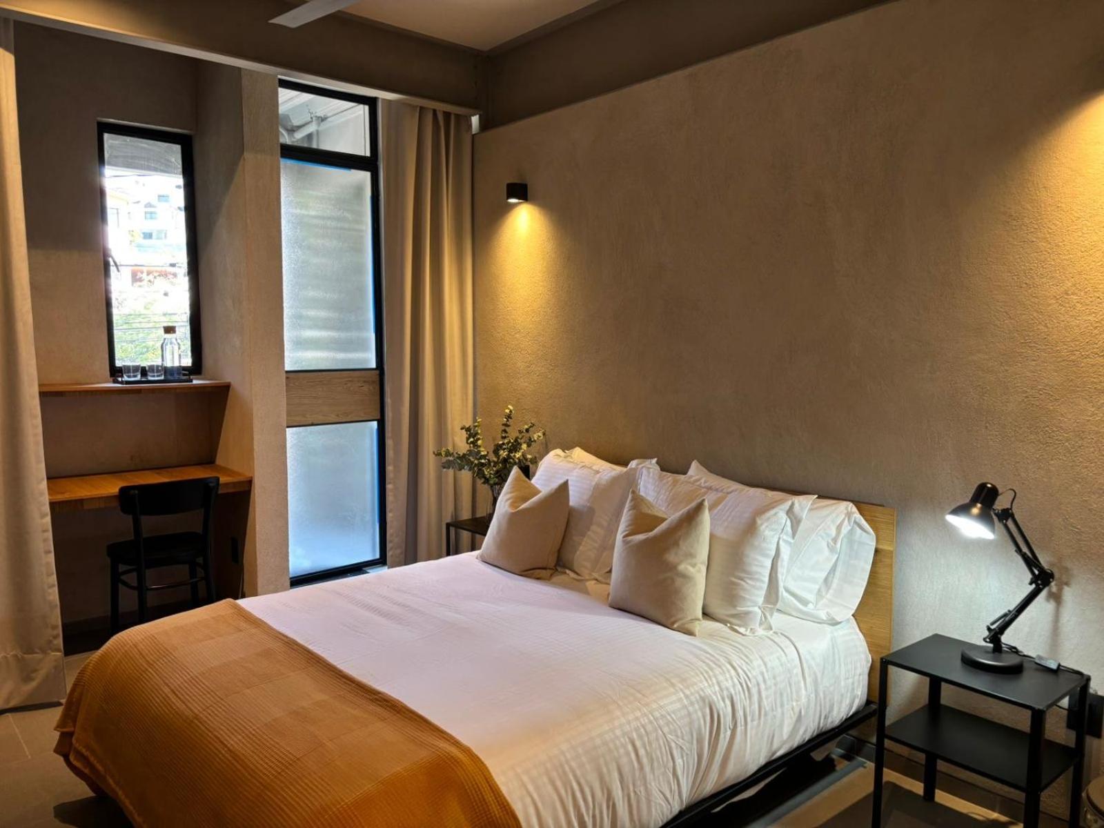 Departamentos Y Suites Indigo Querétaro Eksteriør bilde